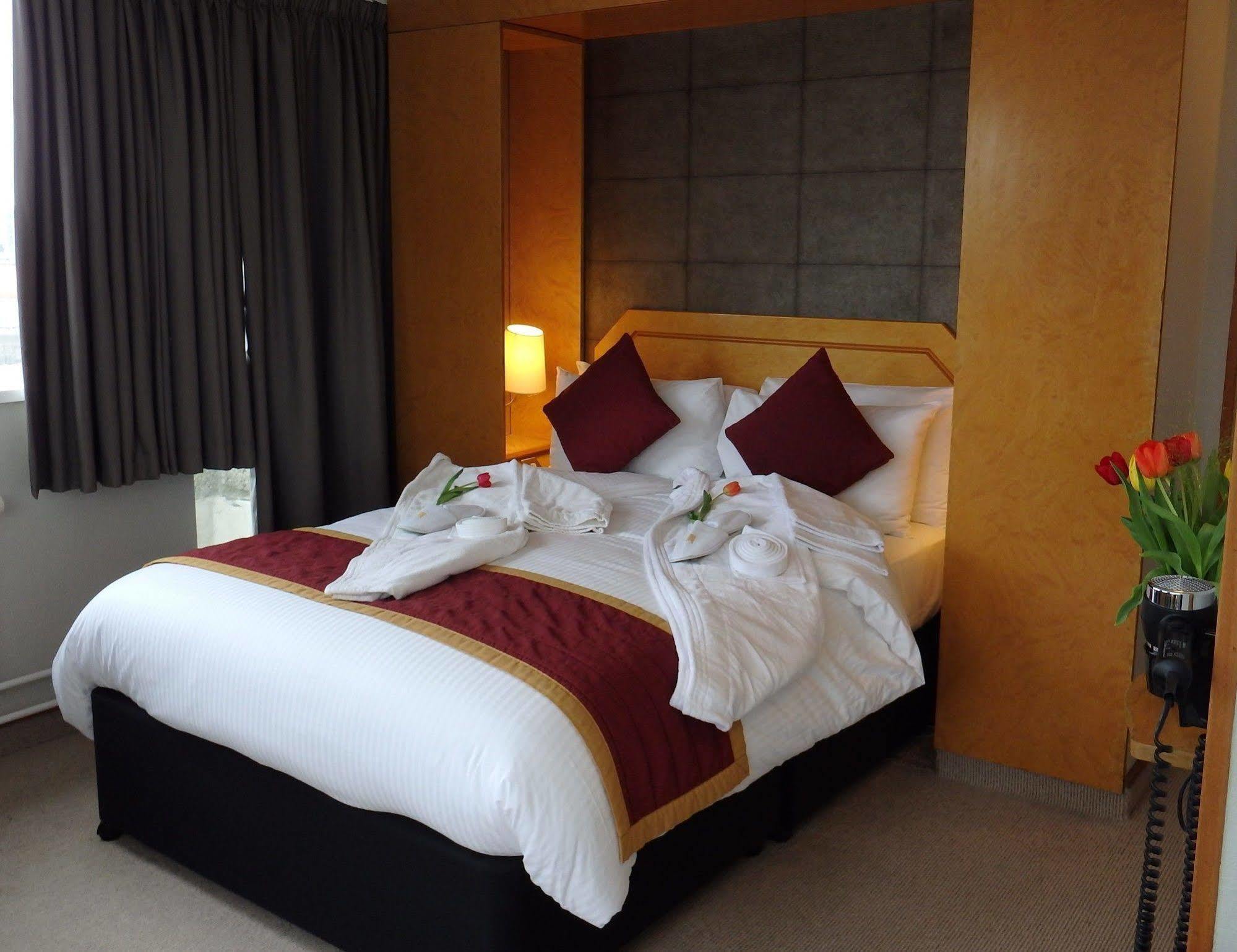 Copthorne Hotel Плімут Екстер'єр фото